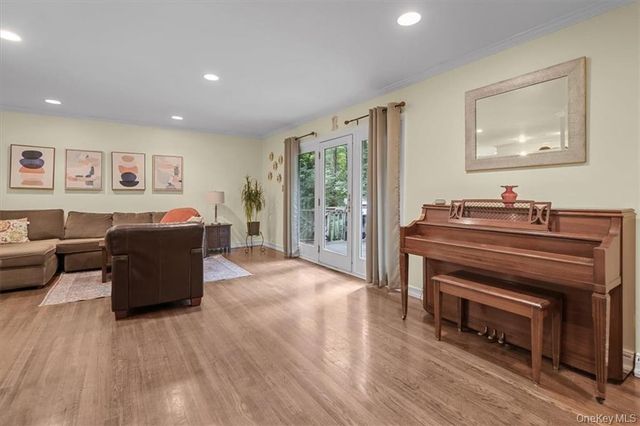 28 River Road, Suffern, NY 10901