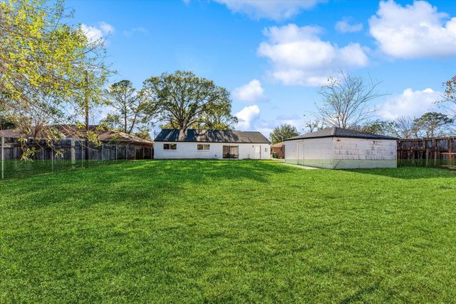 6030 Beaudry Drive, Houston, TX 77035
