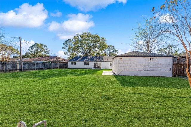 6030 Beaudry Drive, Houston, TX 77035