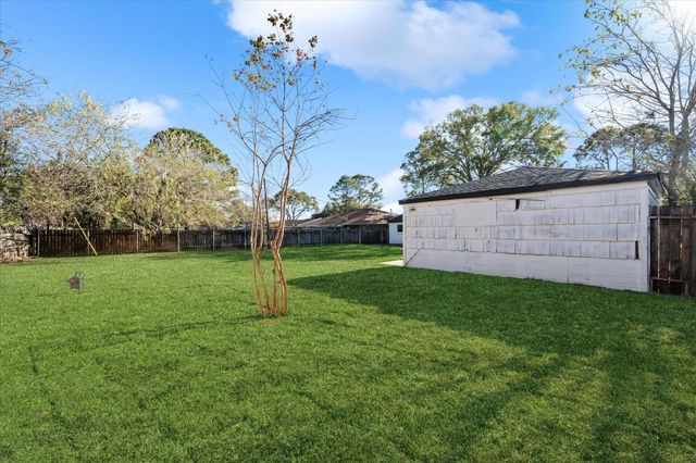 6030 Beaudry Drive, Houston, TX 77035