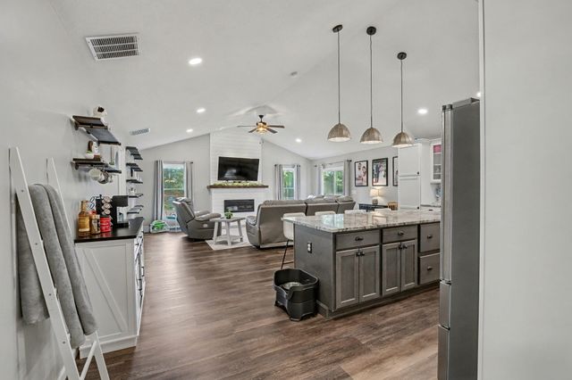 349 Armand Drive 349 Armand Drive, Troy, OH 45373