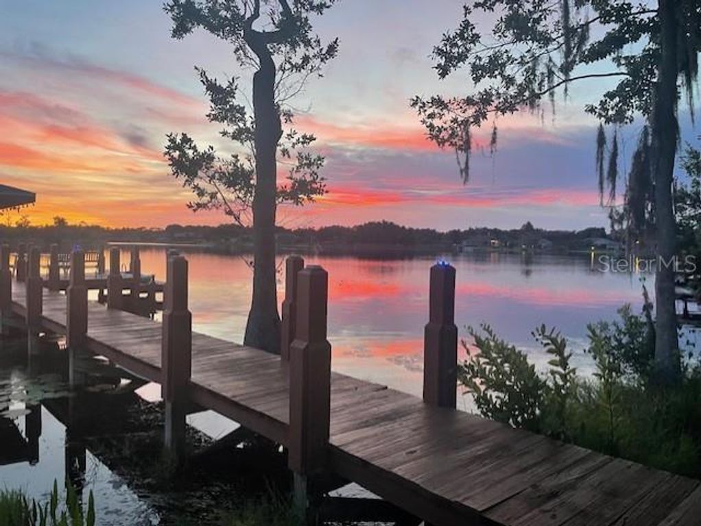 Image 19 of property listing at 13048 LAKE ROPER CT., Windermere, FL 34786