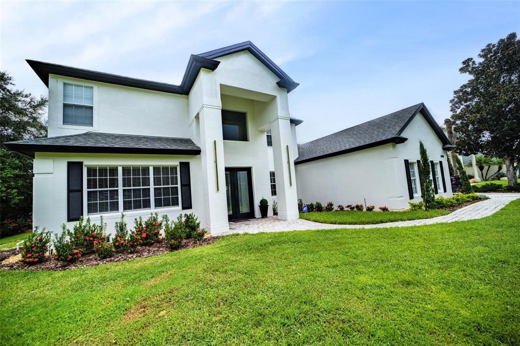 Image 3 of property listing at 13048 LAKE ROPER CT., Windermere, FL 34786