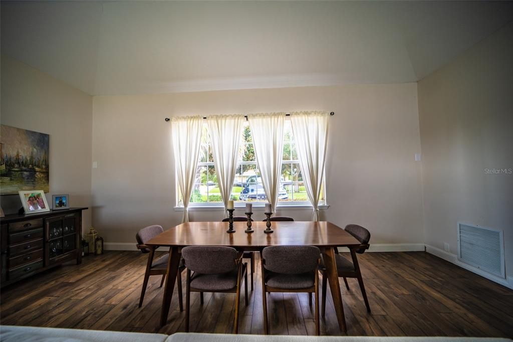 Image 42 of property listing at 13048 LAKE ROPER CT., Windermere, FL 34786