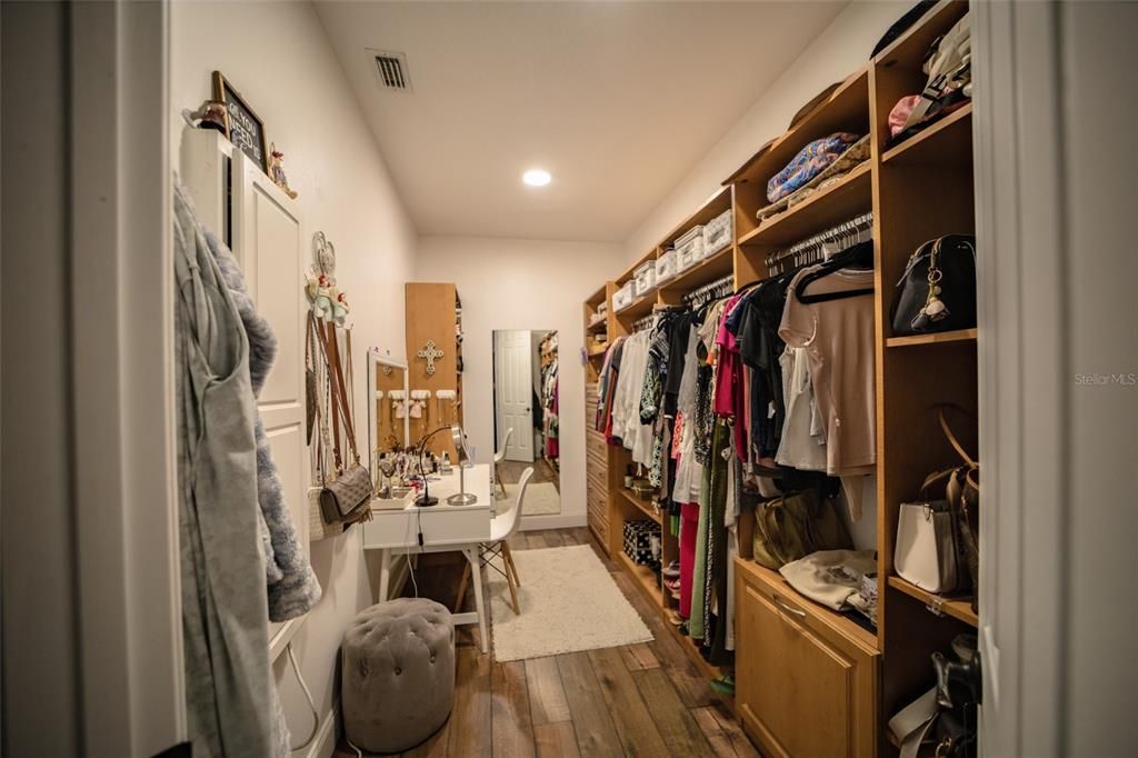 Image 59 of property listing at 13048 LAKE ROPER CT., Windermere, FL 34786