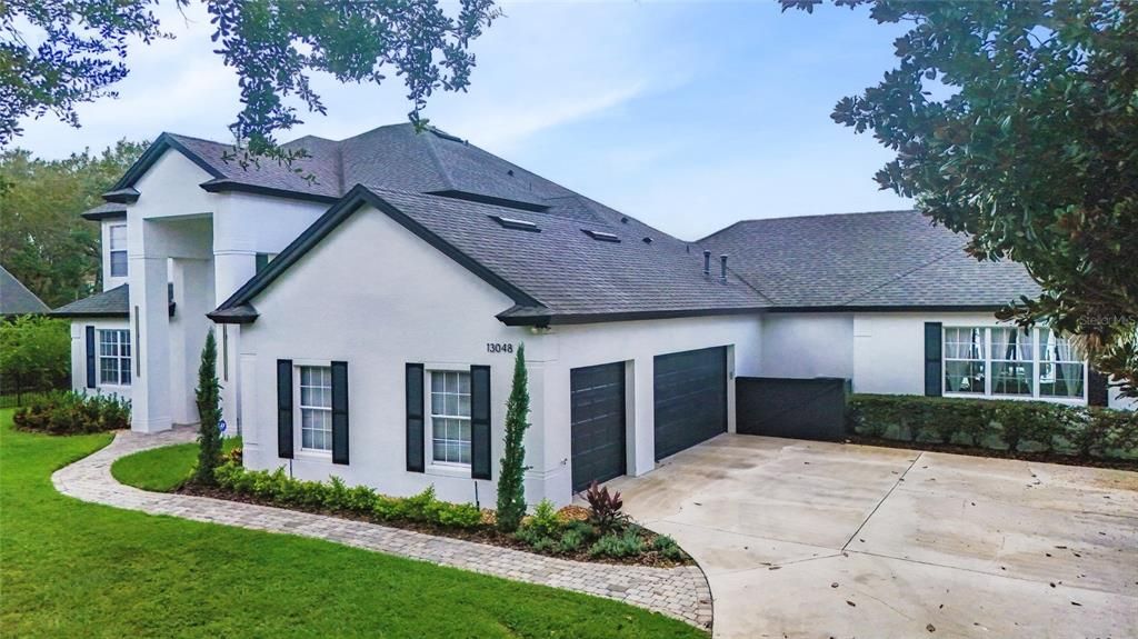 Image 6 of property listing at 13048 LAKE ROPER CT., Windermere, FL 34786
