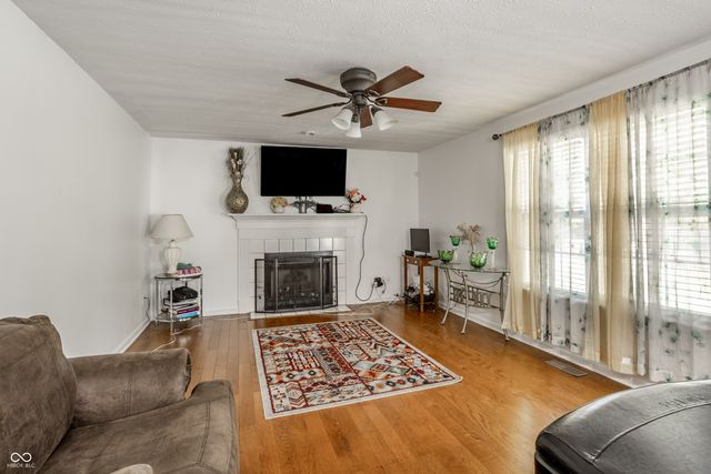 6949 Antelope Drive, Indianapolis, IN 46278