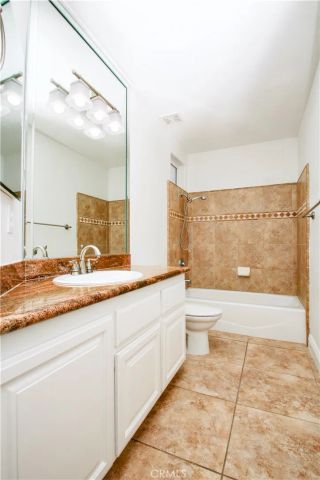 7772 Grand Avenue, Yucca Valley, CA 92284