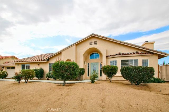 7772 Grand Avenue, Yucca Valley, CA 92284
