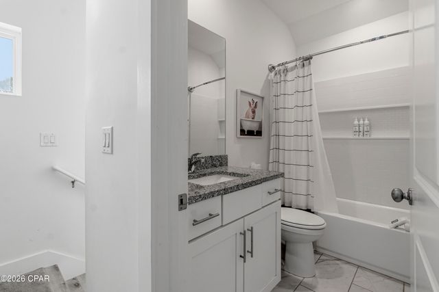 2701 Lagoon Manor Drive, Panama City, FL 32408