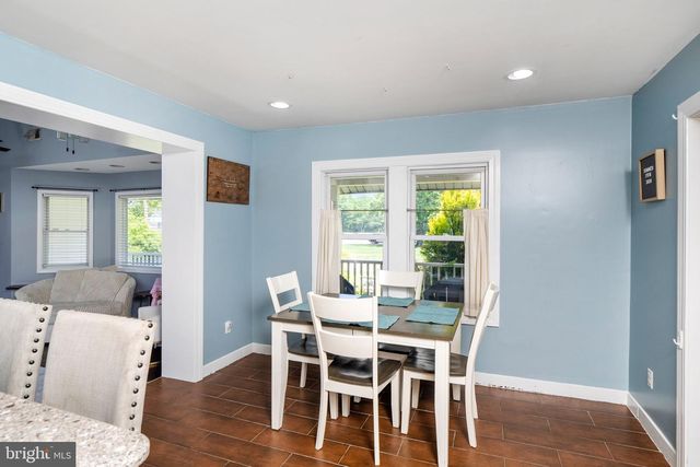400 MONMOUTH ST, Hightstown, NJ 08520
