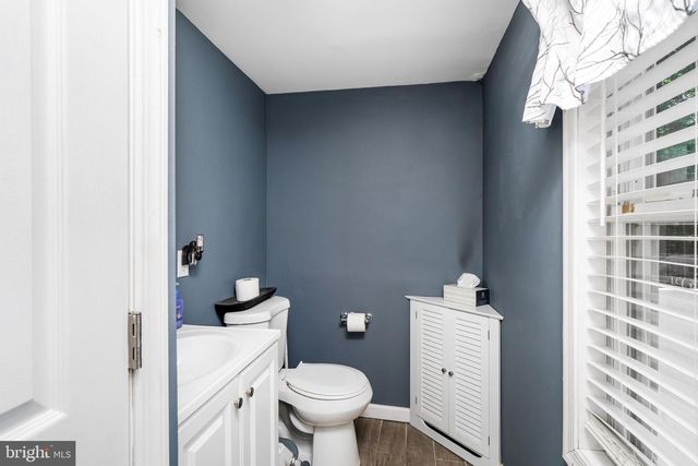 400 MONMOUTH ST, Hightstown, NJ 08520