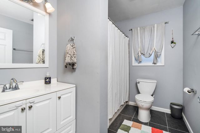 400 MONMOUTH ST, Hightstown, NJ 08520