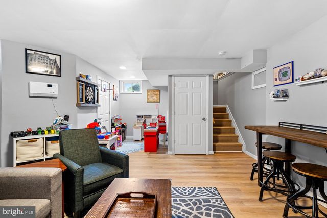 400 MONMOUTH ST, Hightstown, NJ 08520