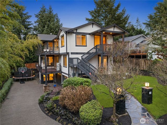 1540 Kirkland Avenue, Kirkland, WA 98033
