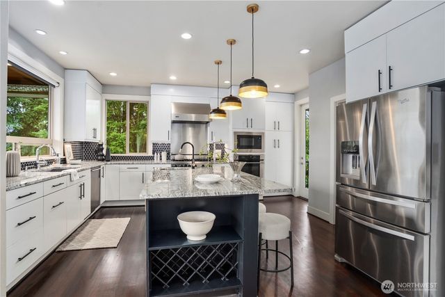 1540 Kirkland Avenue, Kirkland, WA 98033