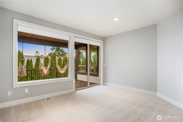 1540 Kirkland Avenue, Kirkland, WA 98033