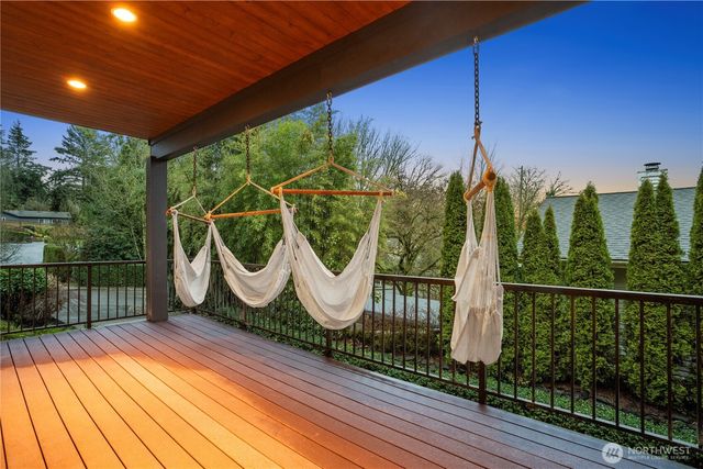 1540 Kirkland Avenue, Kirkland, WA 98033