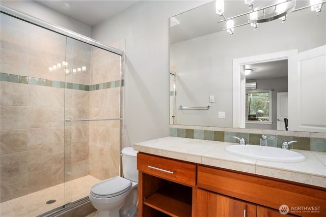 1540 Kirkland Avenue, Kirkland, WA 98033