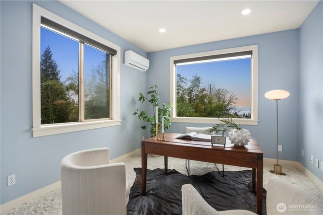 1540 Kirkland Avenue, Kirkland, WA 98033