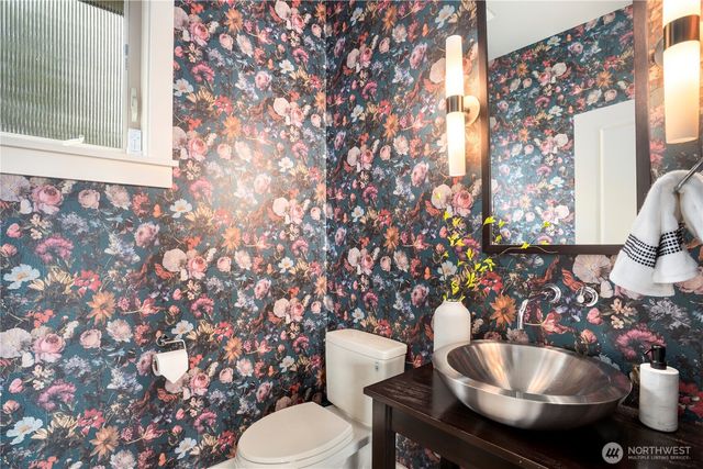 1540 Kirkland Avenue, Kirkland, WA 98033