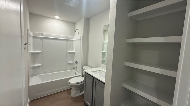 106 Kokomo Ct, Rockport, TX 78382