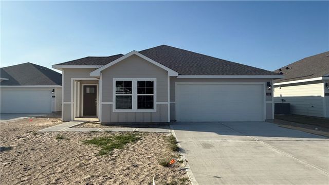 106 Kokomo Ct, Rockport, TX 78382