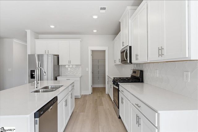 520 Hadlow Street, Greer, SC 29651
