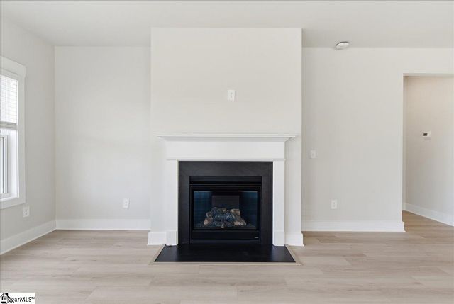 520 Hadlow Street, Greer, SC 29651