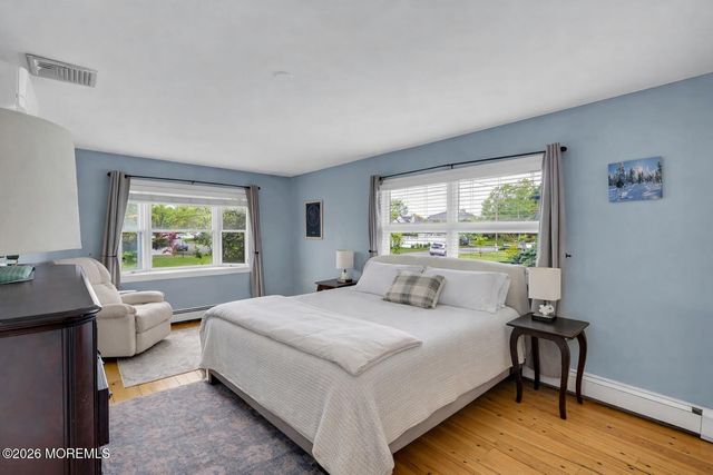 608 Cedarcrest Drive, Brielle, NJ 08730