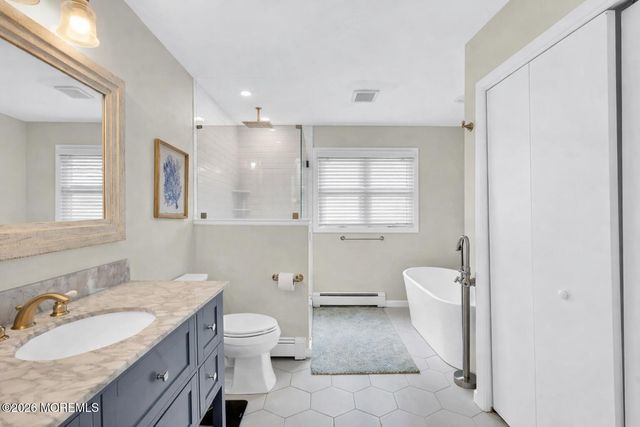 608 Cedarcrest Drive, Brielle, NJ 08730