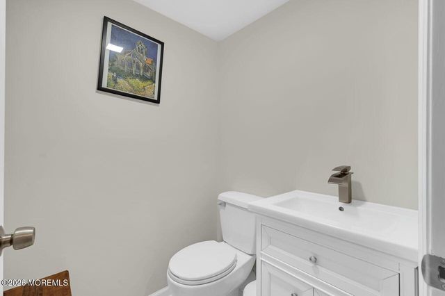 608 Cedarcrest Drive, Brielle, NJ 08730