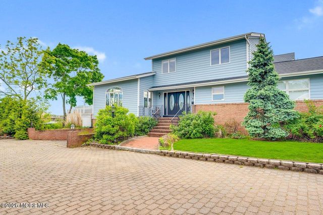 608 Cedarcrest Drive, Brielle, NJ 08730