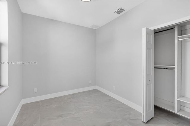 2807 74th Street W, Lehigh Acres, FL 33971