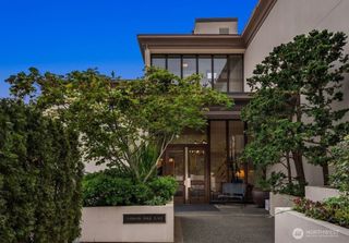 2000 43rd Avenue E #203, Seattle, WA 98112