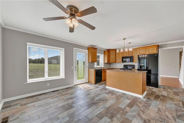 1910 600th Road, Kingsville, MO 64061