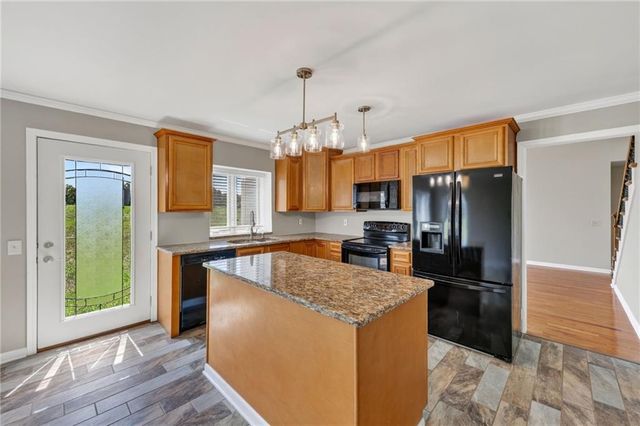 1910 600th Road, Kingsville, MO 64061