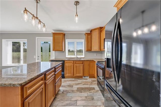 1910 600th Road, Kingsville, MO 64061