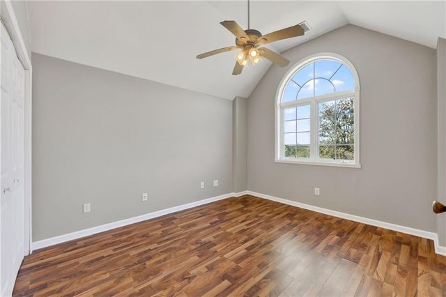 1910 600th Road, Kingsville, MO 64061