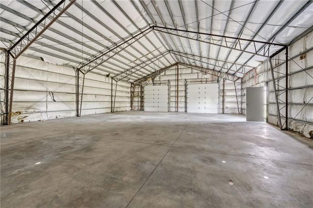 1910 600th Road, Kingsville, MO 64061