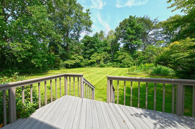 6 Duquesne Drive, Greenlawn, NY 11740