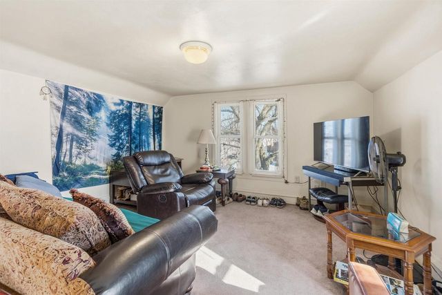 300 S MAIN STREET, Fond Du Lac, WI 54935