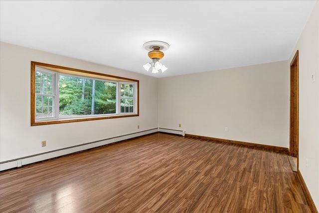 6 Holloway Brook Rd, Lakeville, MA 02347