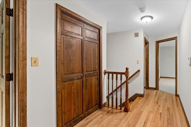 6 Holloway Brook Rd, Lakeville, MA 02347