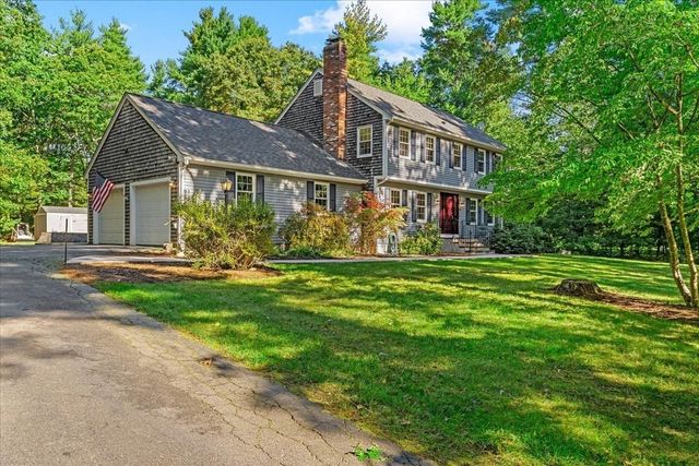 6 Holloway Brook Rd, Lakeville, MA 02347