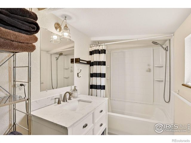 6724 McCall Drive, Longmont, CO 80503