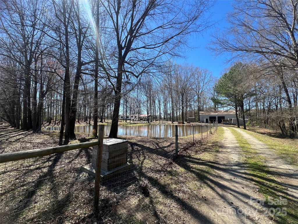 171 Courtney Place Lane, Pageland, SC 29728