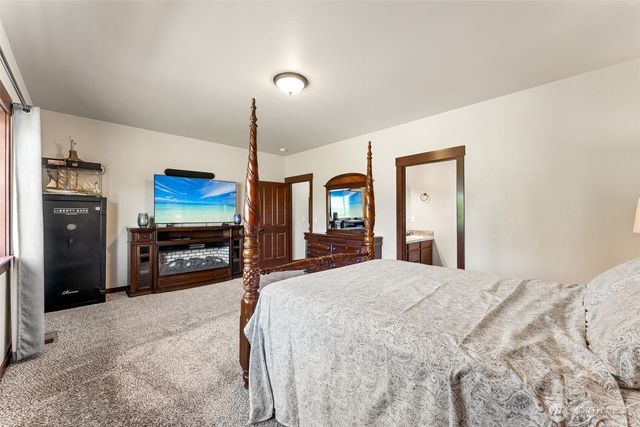 13903 Solberg Road SE, Yelm, WA 98597