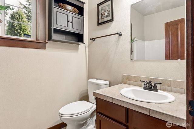 13903 Solberg Road SE, Yelm, WA 98597