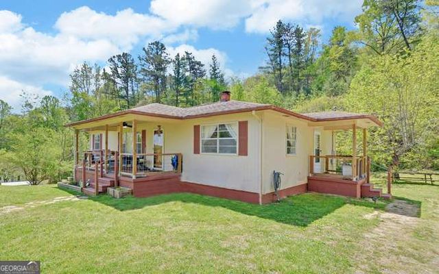 810 Grassy Creek Road, Copperhill, TN 37317